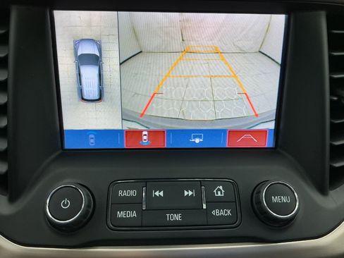 Used 2018 GMC Acadia Denali w/ Technology Package AWD/4WD image 38