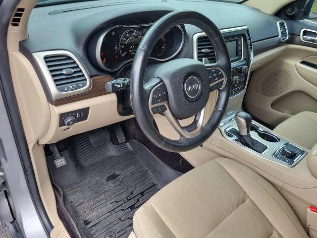 Used 2017 Jeep Grand Cherokee Laredo w/ Quick Order Package 23E AWD/4WD image 10
