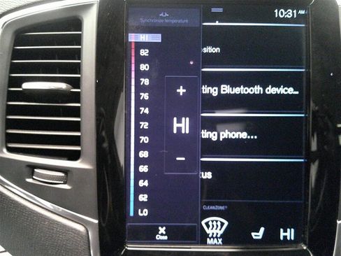 Used 2020 Volvo XC90 T6 Momentum w/ Protection Package Premier image 23