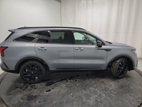 Used 2021 Kia Sorento SX image 11