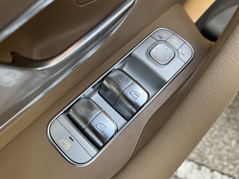 Used 2026 Mercedes-Benz GLS 450 4MATIC image 13