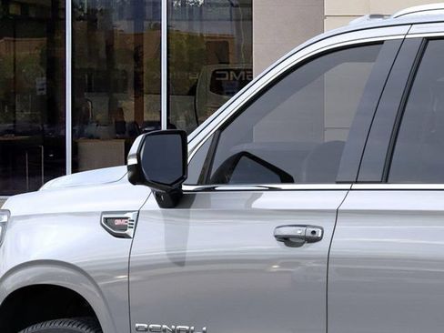New 2026 GMC Yukon XL Denali AWD/4WD image 12