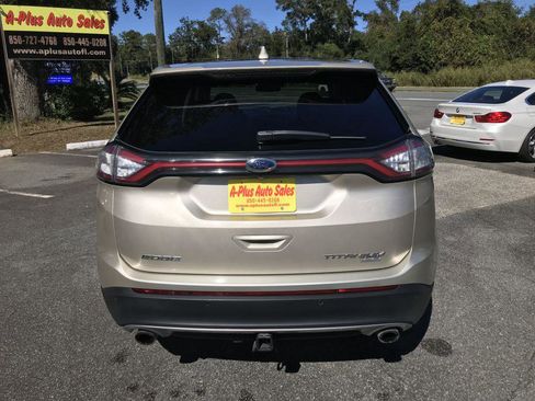 Used 2018 Ford Edge Titanium w/ Equipment Group 301A image 5