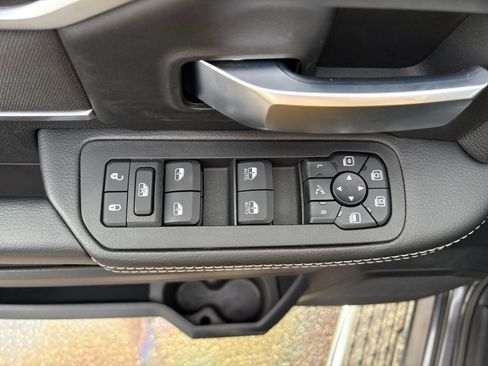 Used 2025 RAM 2500 Big Horn image 18