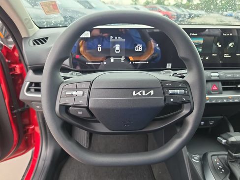 New 2026 Kia K4 FWD image 29