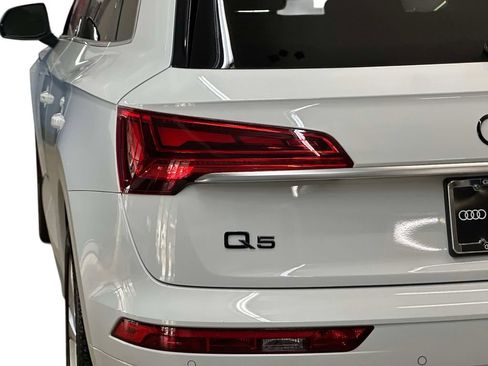 Used 2023 Audi Q5 2.0T Premium Plus w/ Premium Plus Package AWD/4WD image 24