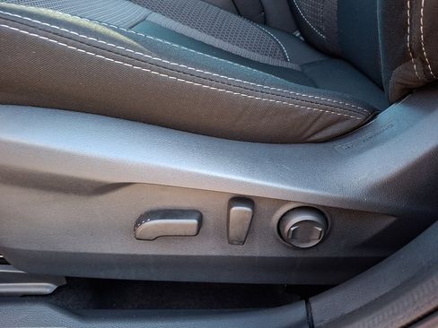 Certified 2025 Subaru Outback Premium AWD/4WD image 15
