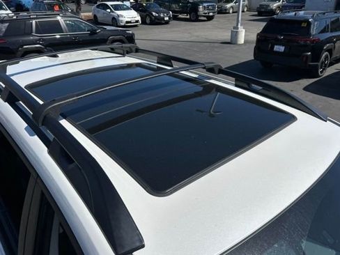 Used 2025 Subaru Ascent Bronze Edition w/ Onyx Package image 5