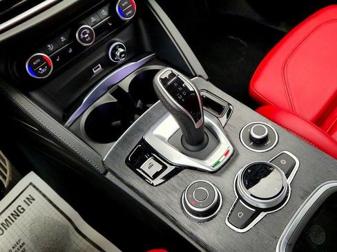 Used 2023 Alfa Romeo Stelvio Sprint AWD/4WD image 16
