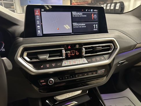 Used 2023 BMW X3 xDrive30i w/ Convenience Package image 11