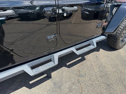 Used 2023 Jeep Gladiator Mojave w/ LED Lighting Group AWD/4WD image 6