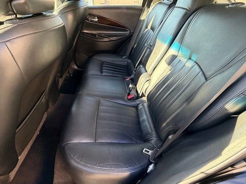 Used 2012 INFINITI EX35 Journey w/ Premium Pkg image 21