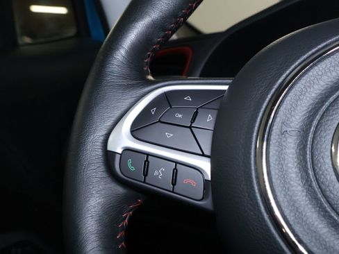 Used 2020 Jeep Renegade Trailhawk w/ Premium Leather Group image 22