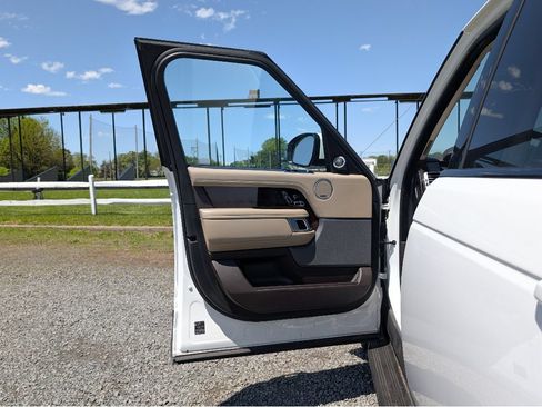 Used 2019 Land Rover Range Rover HSE AWD/4WD image 10