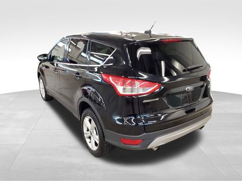 Used 2016 Ford Escape SE w/ SE Cold Weather Package AWD/4WD image 9