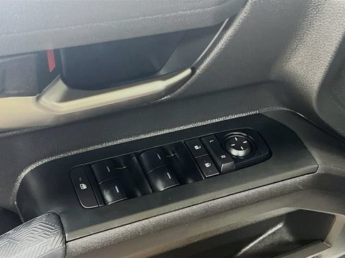 Used 2024 Toyota Tacoma TRD Off-Road AWD/4WD image 18