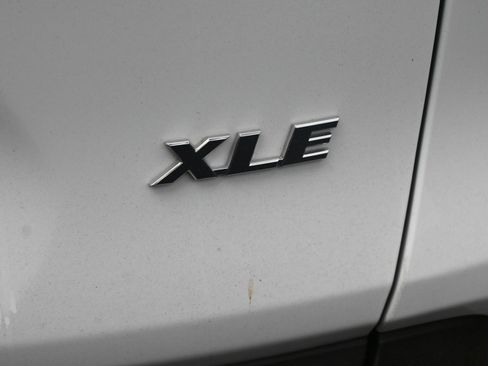 Used 2024 Toyota RAV4 XLE w/ Convenience Package image 37