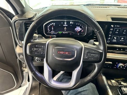 Used 2022 GMC Sierra 1500 SLT w/ SLT Convenience Package image 13