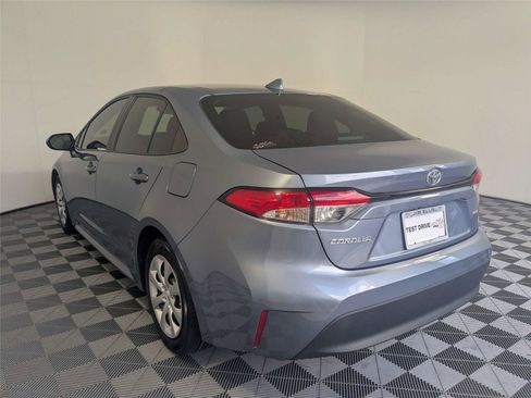 Used 2024 Toyota Corolla LE FWD image 8