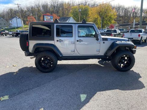 Used 2016 Jeep Wrangler Unlimited Sport image 9
