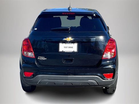 Used 2019 Chevrolet Trax LS w/ Tint and Cruise Package image 7