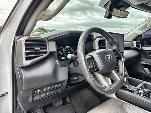 Used 2024 Toyota Tundra Limited image 10