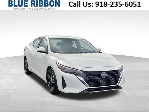 Used 2024 Nissan Sentra SV FWD image 1