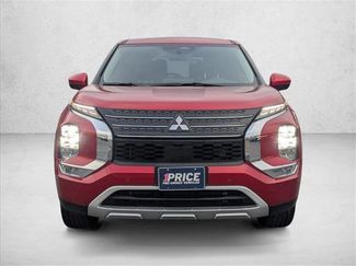 Used 2024 Mitsubishi Outlander SE video 2