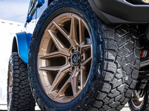 New 2025 Ford Bronco Badlands image 21