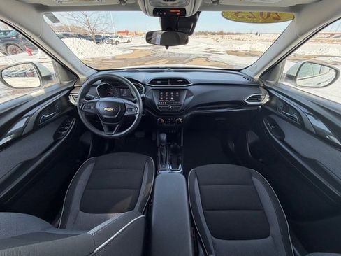 Used 2023 Chevrolet TrailBlazer LT image 24