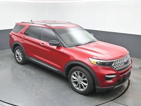 Used 2021 Ford Explorer Limited w/ Equipment Group 301A AWD/4WD image 37
