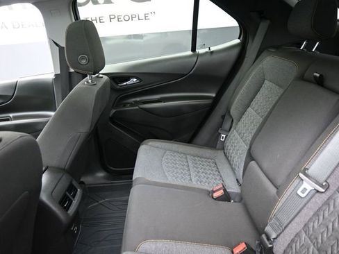 Used 2023 Chevrolet Equinox LT FWD image 22