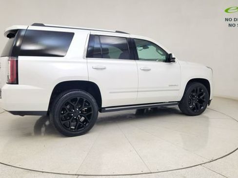 Used 2019 GMC Yukon Denali w/ Denali Ultimate Package AWD/4WD image 25