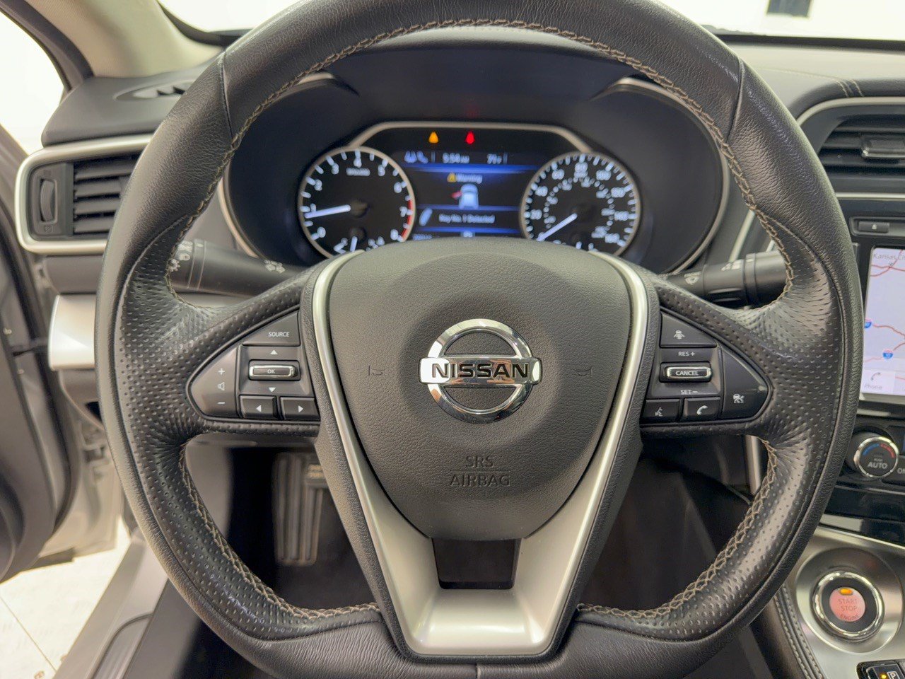 Used 2020 Nissan Maxima 3.5 SL w/ Floor Mat Group FWD image 10