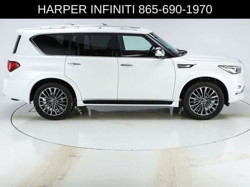 Used 2024 INFINITI QX80 Sensory w/ All-Season Package AWD/4WD image 11