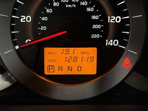 Used 2011 Toyota RAV4 4WD w/ Base L4 Extra Value Pkg image 19