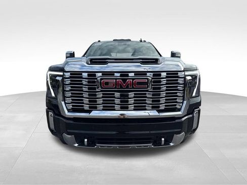New 2026 GMC Sierra 2500 Denali w/ Denali Reserve Package AWD/4WD image 8