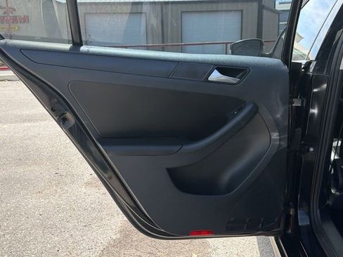 Used 2012 Volkswagen Jetta SE image 31