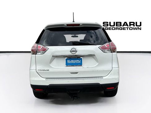Used 2015 Nissan Rogue S w/ S Family Package FWD image 7