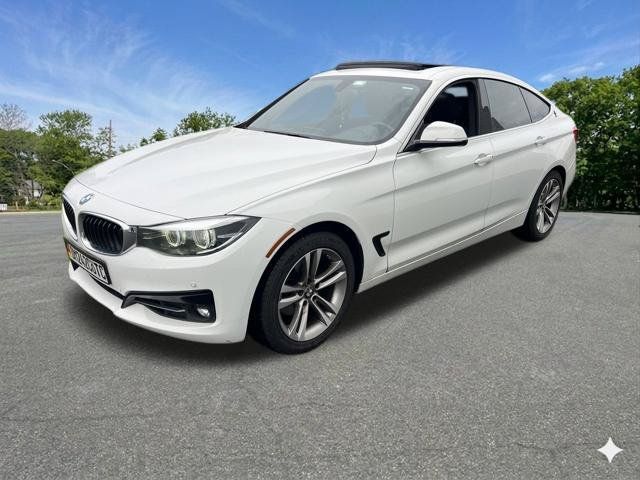 Used 2018 BMW 330i Gran Turismo xDrive AWD/4WD image 4