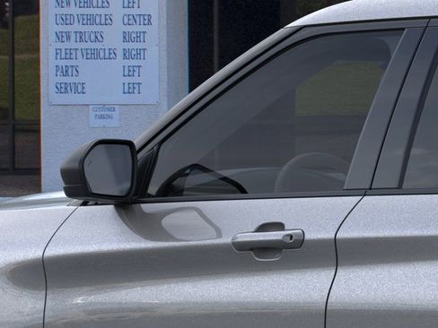 New 2026 Ford Explorer Active RWD image 20