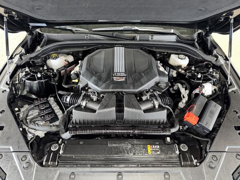 Used 2025 Cadillac CT5 V image 32