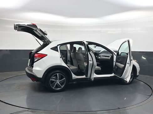 Used 2022 Honda HR-V EX image 34