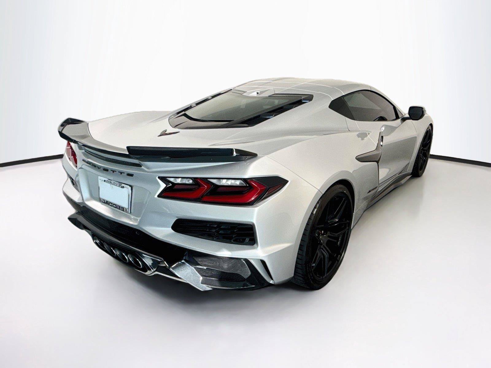 Used 2026 Chevrolet Corvette Z06 RWD image 5