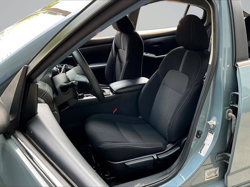 Used 2024 Nissan Sentra SV FWD image 21