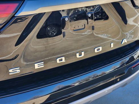 Used 2024 Toyota Sequoia Capstone image 13