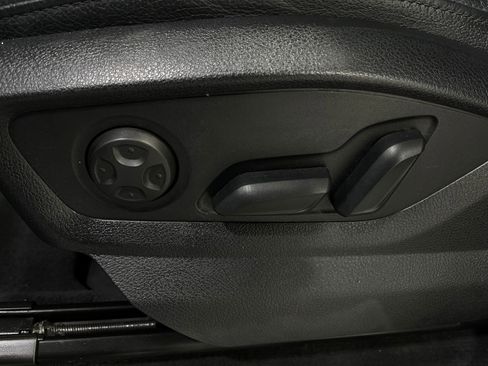 Used 2018 Audi Q7 3.0T Premium Plus w/ Premium Plus Package image 16