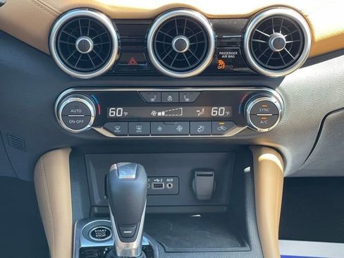 New 2025 Nissan Sentra SV w/ SV Premium Package FWD image 25