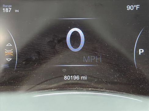 Used 2018 Jeep Grand Cherokee Altitude AWD/4WD image 10