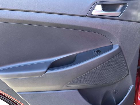 Certified 2021 Hyundai Tucson Value image 9